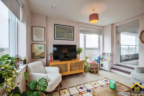 2 bedroom flat for sale, Farlow House, Brixton, SW9