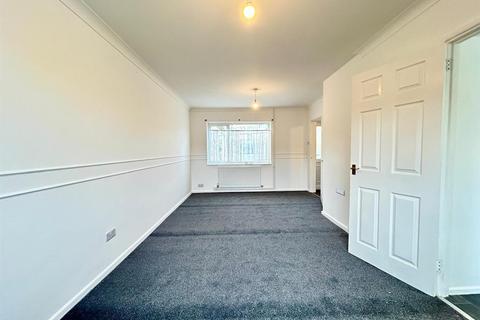 3 bedroom terraced house to rent, Rectory Wood, Harlow