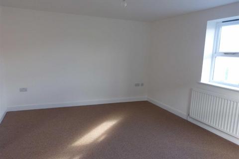 2 bedroom apartment to rent, Southgate, Market Weighton