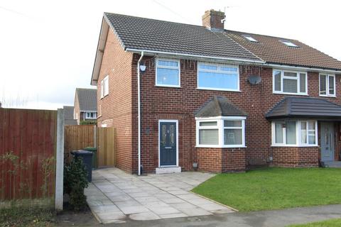 3 bedroom semi-detached house to rent, Lincoln Drive, Liverpool L10