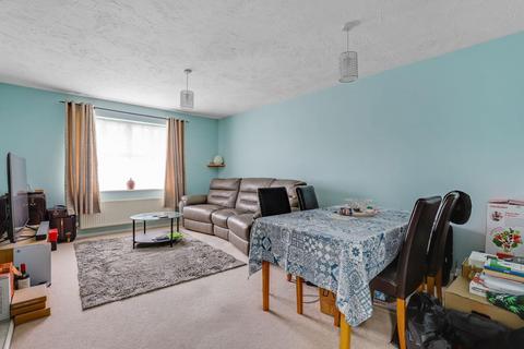 2 bedroom flat for sale, Montana Gardens, London