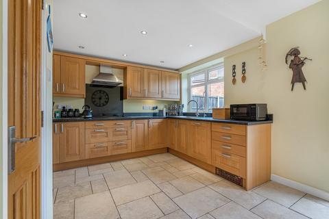 3 bedroom detached house for sale, Ford Close, Ashford, TW15