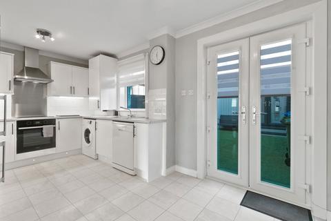 17 Forbes Drive, Glasgow, G40 2LE
