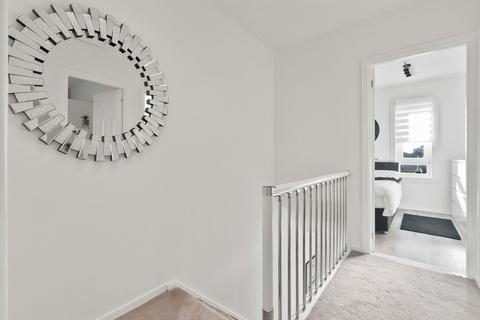 17 Forbes Drive, Glasgow, G40 2LE