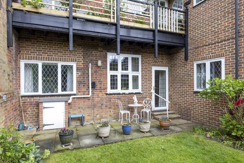 1 bedroom retirement property for sale, Copsem Lane, Esher KT10