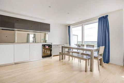 3 bedroom apartment for sale, Hyperion Tower, Brentford TW8