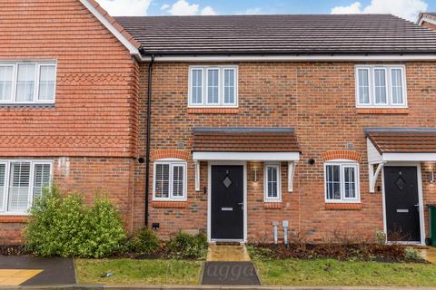 2 bedroom terraced house for sale, Crosswater Road, Crawley RH10