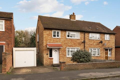 3 bedroom semi-detached house for sale, Braycourt Avenue, WALTON-ON-THAMES, KT12