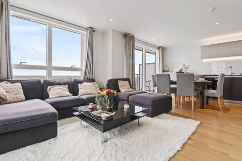 3 bedroom apartment for sale, Hyperion Tower, Brentford TW8