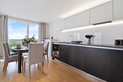 3 bedroom apartment for sale, Hyperion Tower, Brentford TW8