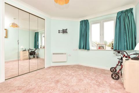 1 bedroom flat for sale, Prices Lane, Reigate, Surrey