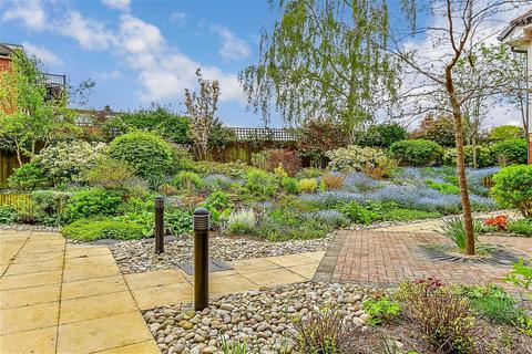 1 bedroom flat for sale, Prices Lane, Reigate, Surrey