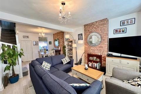 2 bedroom terraced house for sale, Byrom Street, Altrincham WA14