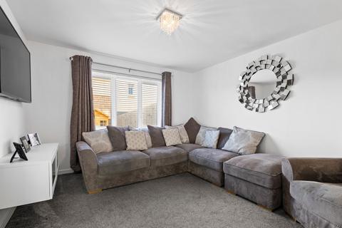 3 bedroom semi-detached villa for sale, Machrie Way, Kilmarnock, KA1