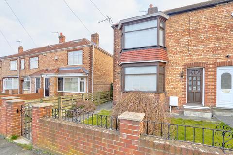 2 bedroom end of terrace house for sale, Clive Road, Eston, TS6