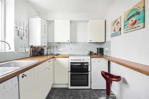 undefined, Sandifer Drive, Cricklewood