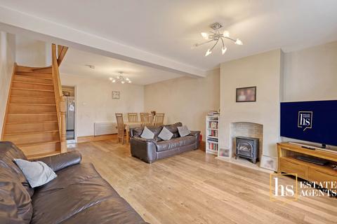 3 bedroom semi-detached house for sale, Cromwell Road, Brentwood CM14