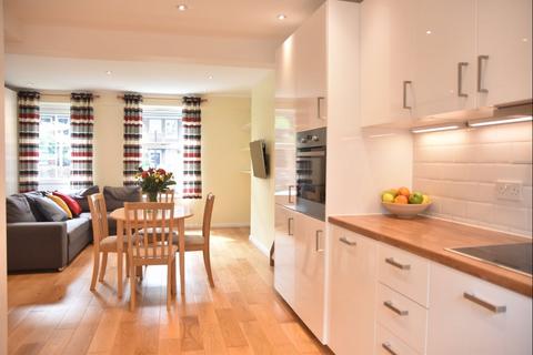 2 bedroom maisonette for sale, Riverside Mansions, Milk Yard, London, E1W