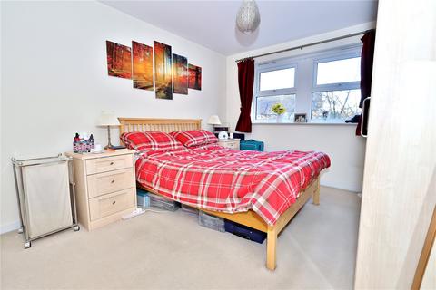 2 bedroom apartment for sale, Hipley Street, Old Woking, Woking, Surrey, GU22