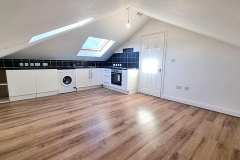 1 bedroom flat to rent, Osbaldeston Road, London