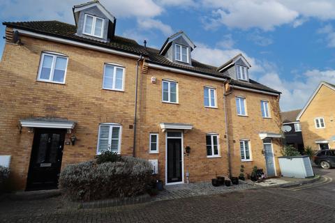 4 bedroom terraced house for sale, Randall Drive, Orsett RM16