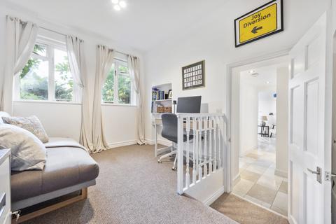 1 bedroom apartment to rent, Highbury Grange, London, N5