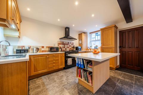 2 bedroom terraced house for sale, 131 Stricklandgate, Kendal