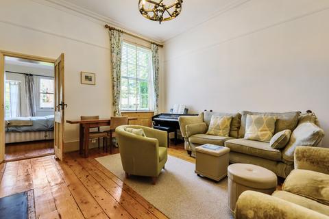 2 bedroom apartment for sale, The Avenue, Surrey KT4