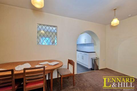 43 Teviot Avenue, Aveley, South Ockendon, RM15 4QD