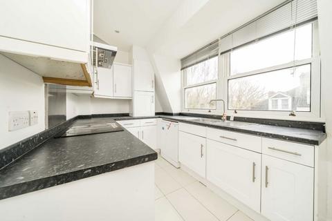 2 bedroom flat for sale, Tetherdown, London N10