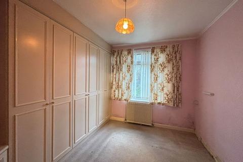 4 bedroom bungalow for sale, 141 Bullsmoor Lane, Enfield, Middlesex, EN3 6TH