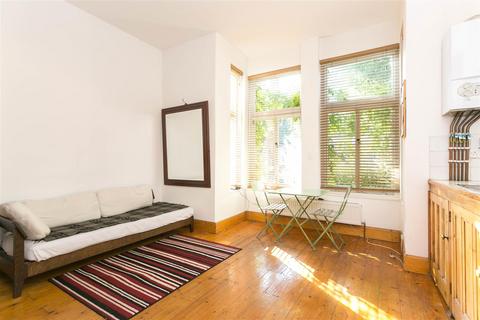 1 bedroom flat for sale, Parsifal Road, West Hampstead, NW6