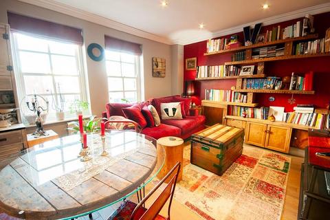 14c Whitechapel Road, London, E1 1EW