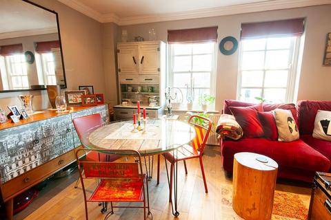 14c Whitechapel Road, London, E1 1EW