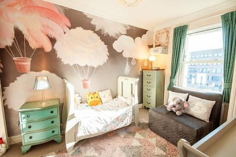 14c Whitechapel Road, London, E1 1EW