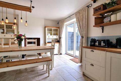 4 bedroom cottage for sale, Newent GL18