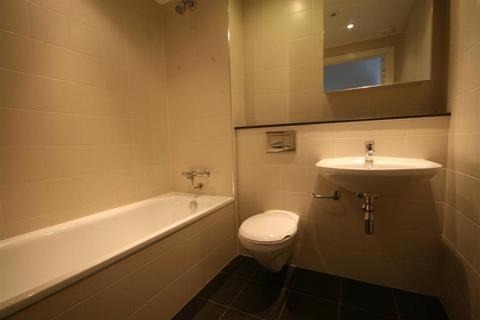 2 bedroom apartment to rent, Pink, Salford Quays M50