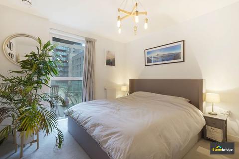 1 bedroom flat for sale, Shipbuilding Way, London, E13 9GH