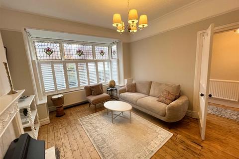 3 bedroom semi-detached house to rent, Altrincham Road, Wilmslow