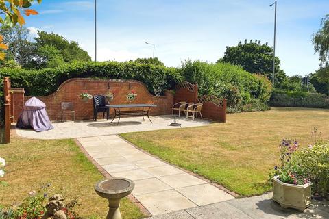 2 bedroom apartment for sale, Regency Crescent, Christchurch, Dorset