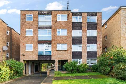 2 bedroom flat to rent, Burnt Ash Hill Lee SE12