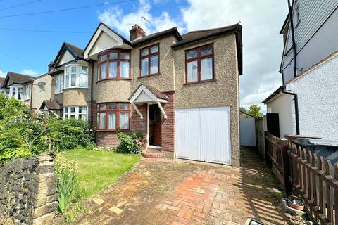 4 bedroom semi-detached house for sale, Moulsham Drive, Chelmsford, CM2