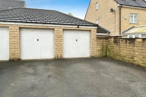 3 bedroom townhouse for sale, Fewston Avenue, Bradford