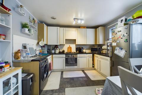 2 bedroom flat for sale, Kilndown Close, Stanhope, Ashford, TN23