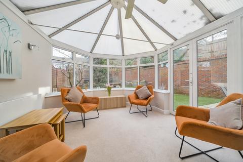 51 Albert Road, Bagshot, GU19 5QL