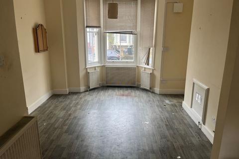 43 Narford Road, London, E5 8RJ