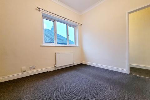 1 bedroom flat to rent, 86 Liverpool Road Irlam M44 6FN