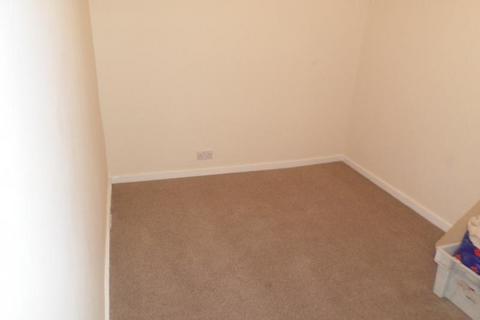 2 bedroom terraced house to rent, Penygraig Road, Tonypandy CF40