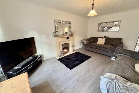 3 bedroom detached house for sale, High Bank Close, Elland