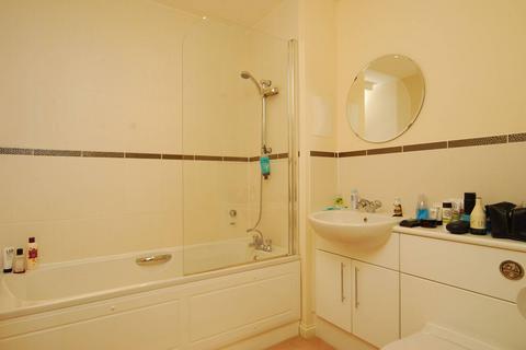 2 bedroom flat for sale, Stanley Road, South Harrow, Harrow, HA2